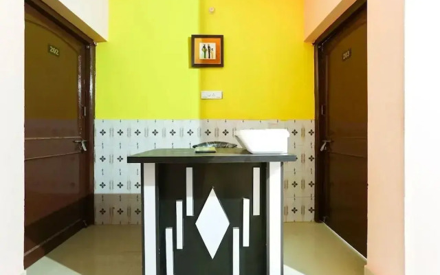 Royal Blues by OYO Rooms