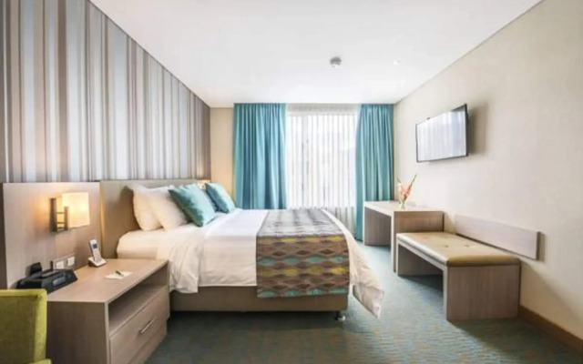 Hotel Plaza Suites