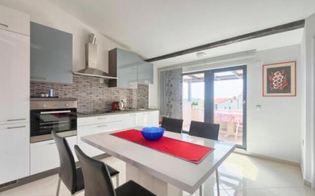 Holiday home Stinjan Prilaz Plazina