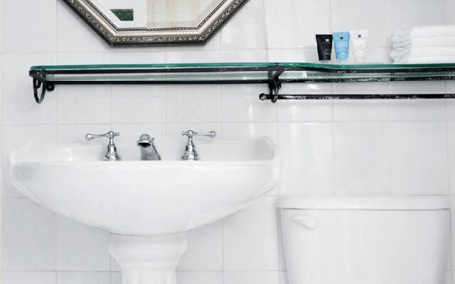 Crowne Plaza Hotel-Niagara Falls/Falls View