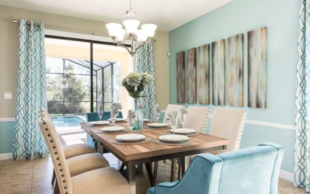 1401 Moonvalley Drive