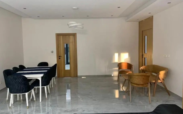 Appartamento di lusso a V785+3V9 Tunis