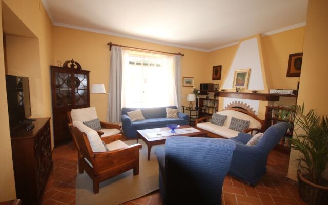 Rent&Dream Villa Malaga Manila