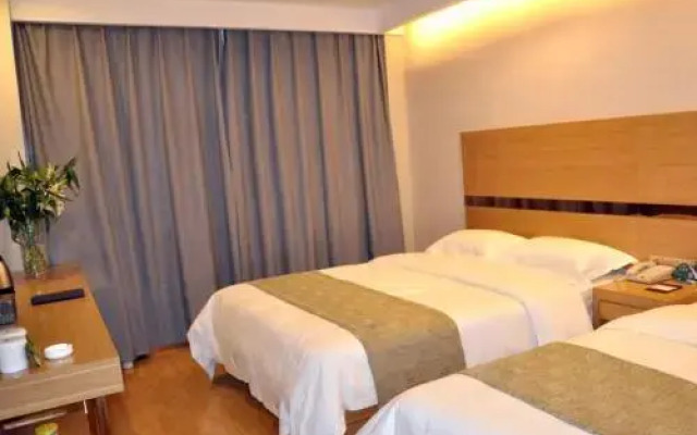 GreenTree Inn Golmud City Southern Suburb Express Hotel