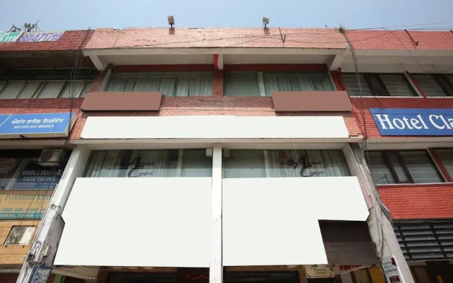 OYO 9575 Hotel Absolute Comfort