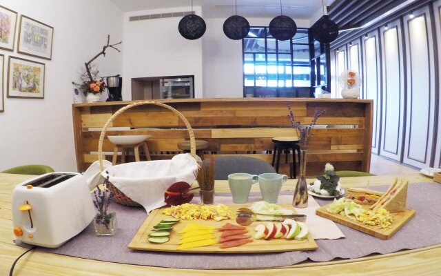 Master Chitow - Hostel