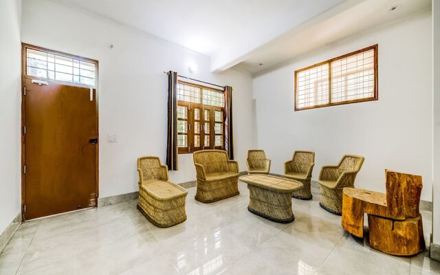 Oyo 30398 Hotel Royal Residency