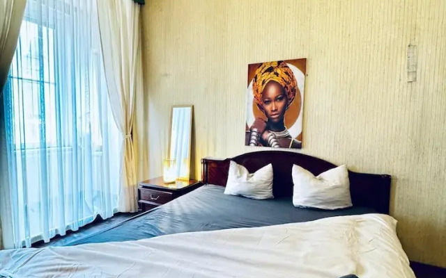 2BR Apartment for 5 Near Stadthalle