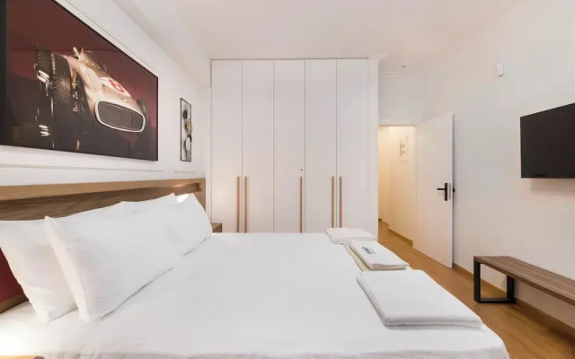 Alexandra's Unique Apartment