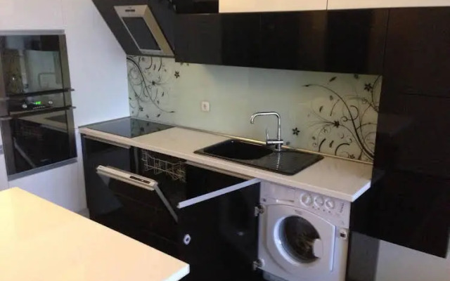 Dilov Apartments in Yalta Golden Sands