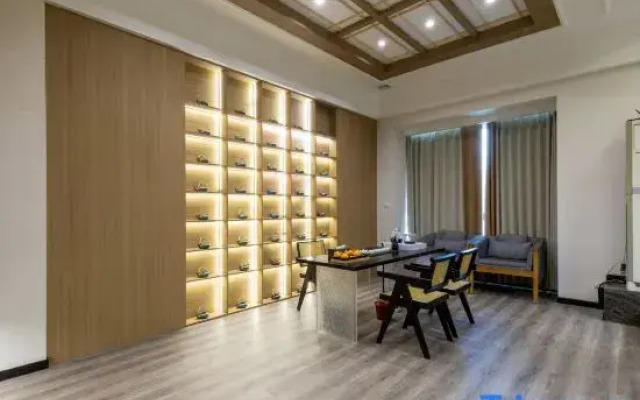 Xingbang Holiday Hotel