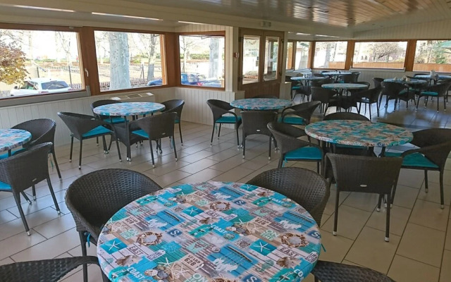 Balaton Colors Beach Hotel