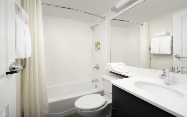 Candlewood Suites Alexandria West by IHG