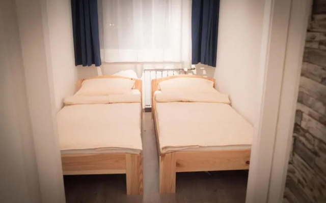 Anna Apartman