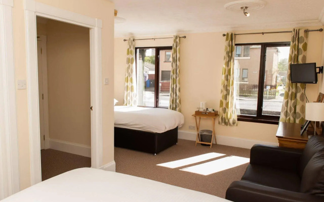 Alban & Abbey House