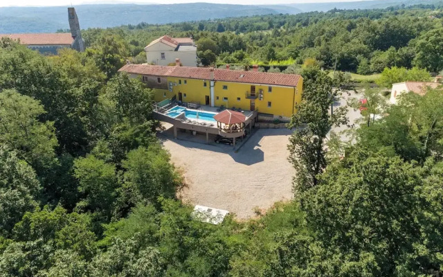 Pool House Klarina