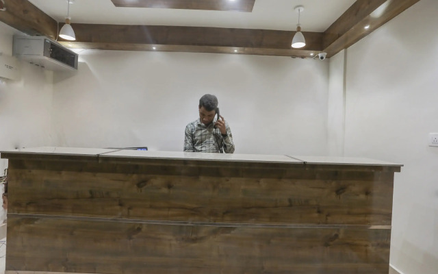 OXY Royal Residency by OYO Rooms