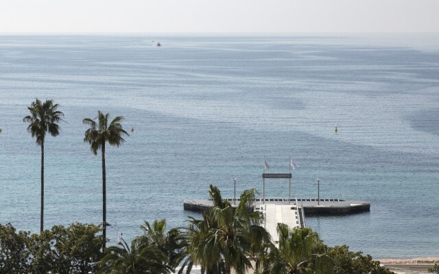 Hotel Barriere Le Majestic