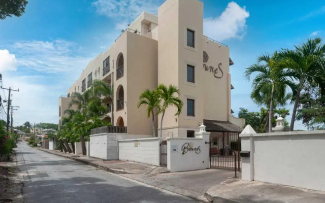 Wonderful 1-bed condo, 2min walk to beach & more