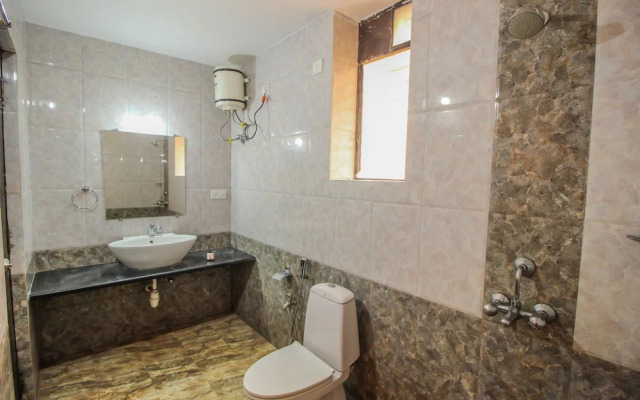 OYO 10402 Home 4BHK Villa Panjim Old Goa Highway