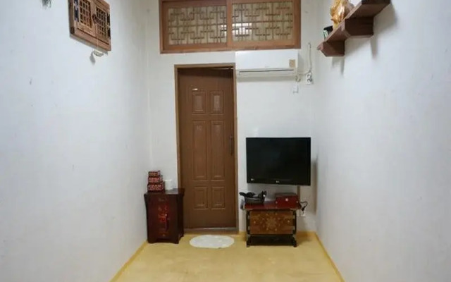 Daddle Hanok Guesthouse