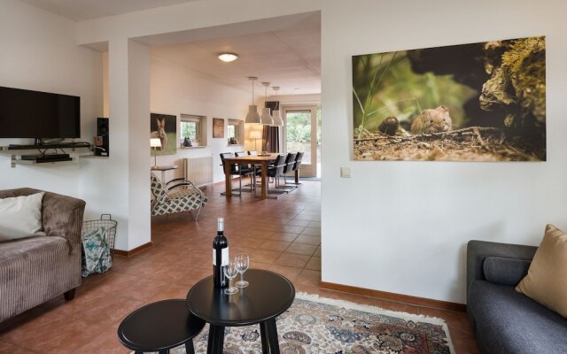 Romantic Villa With a Dishwasher, Near a National Park