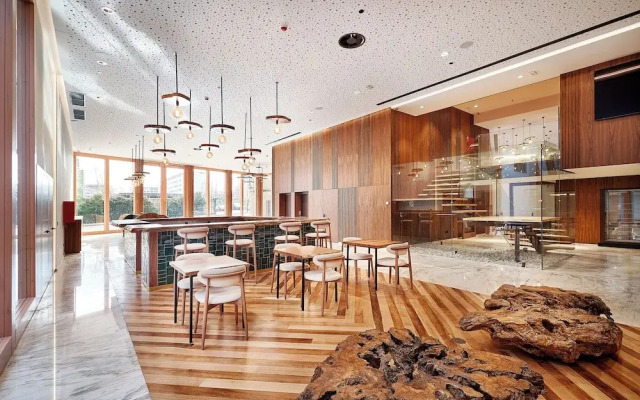 The Log Porto Hotel by Piamonte Hotels