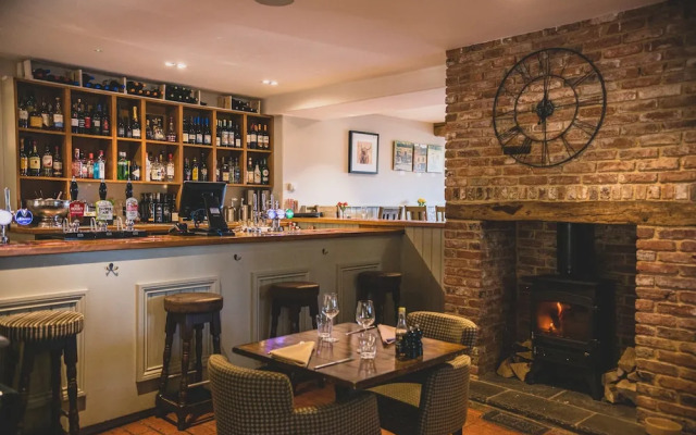 The Red Lion at Hellidon