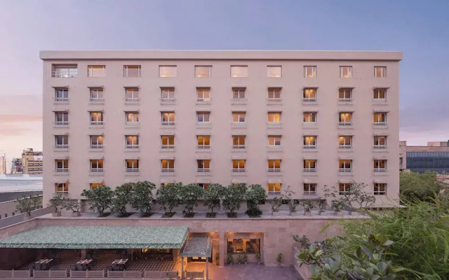 V Sarovar Portico MI Road Jaipur