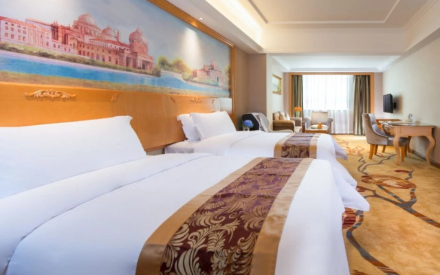 Vienna International Hotel Shen Zhen Buji Dafen shop