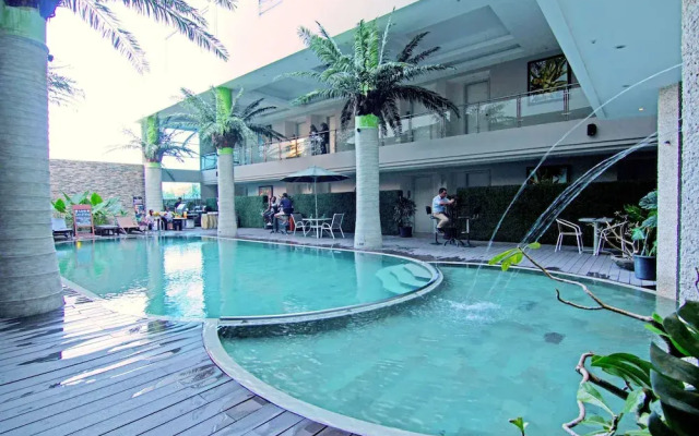 ZEN Rooms Basic Sunset Road Boutique Hotel