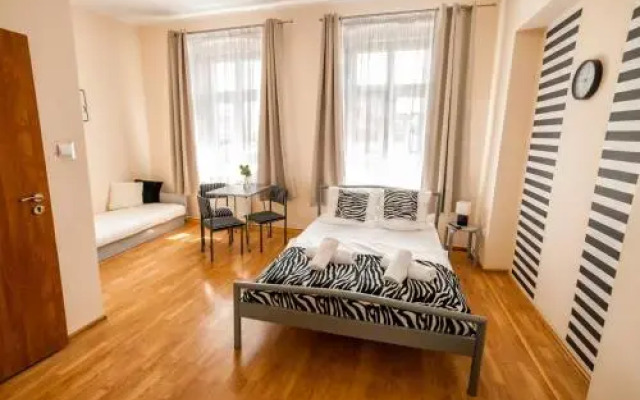 Lew Hostel