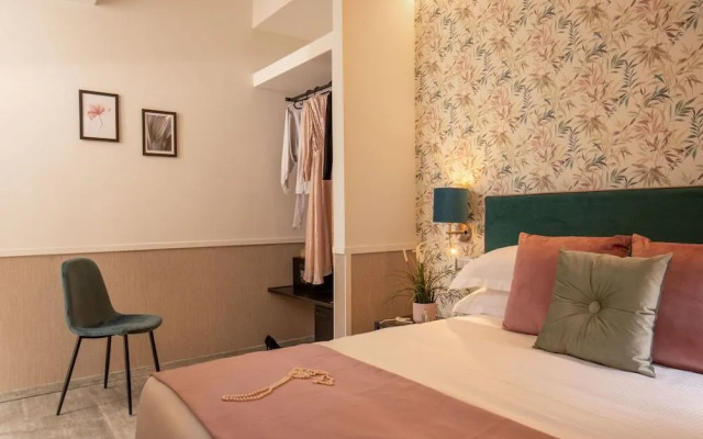 Sophie Terrace Hotel