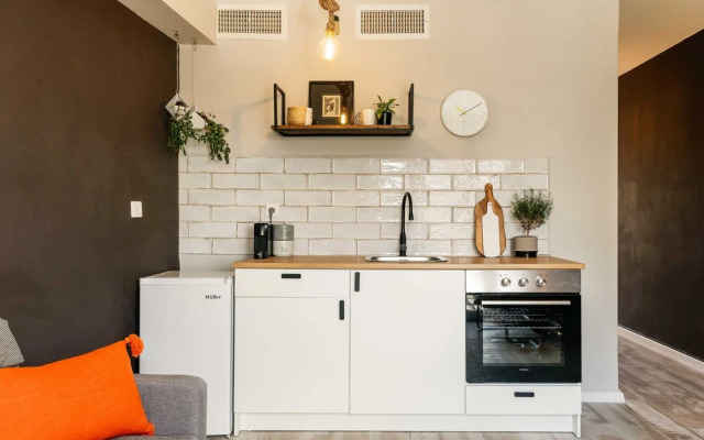 Trendy Balcony Apartments, Ben Yehuda St, Jerusalem