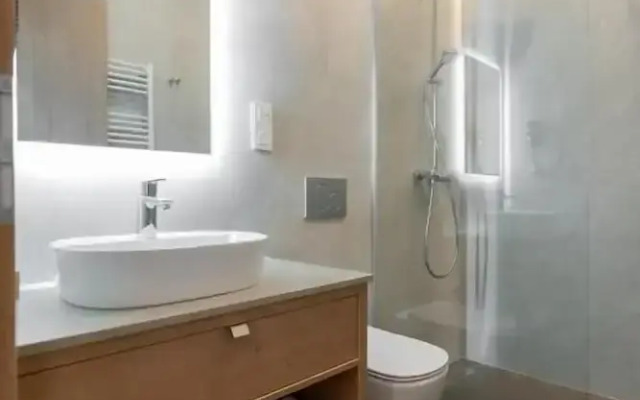 No Pardon Hotel