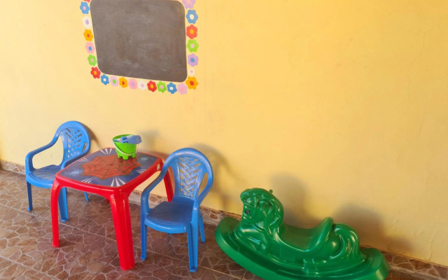 Casa em Condomínio com Piscina Privativa