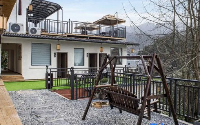 Chadong 1803 | Sunset Mountain Town · 360° Half-hill Garden · Vista Literary Guesthouse – Outside – Xiangxi