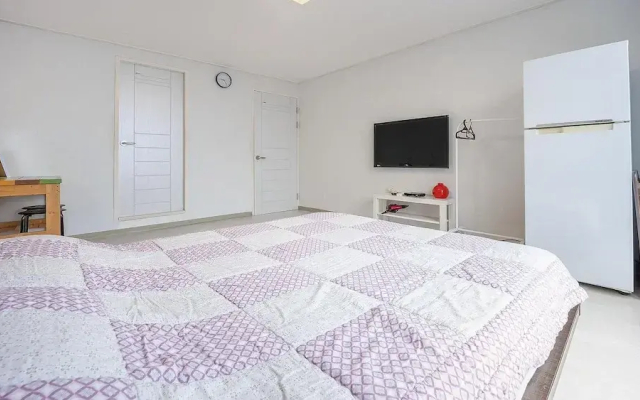 Seokcho World Pension