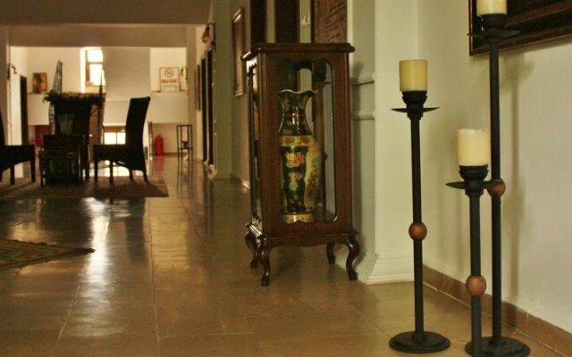 Ege Hotel