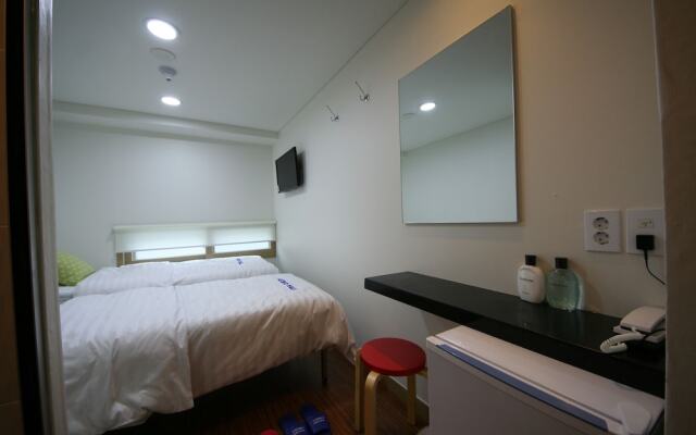 Star Guest House