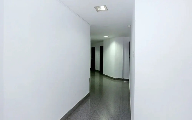 OYO 9116 Thamburu International Hotel