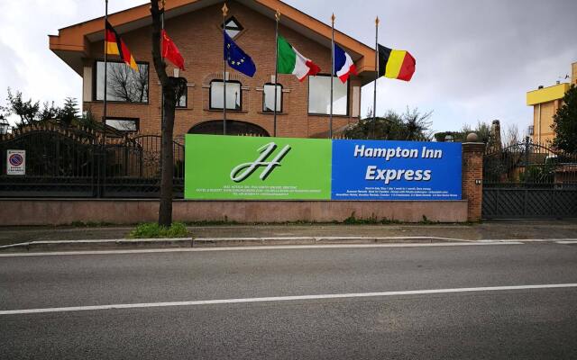 Euro House Inn Airport