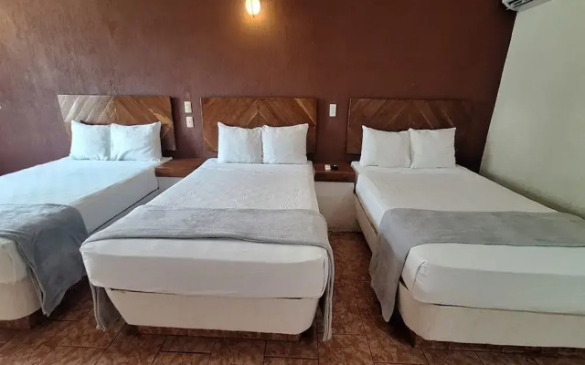 OYO Hotel Rolovi Cancun