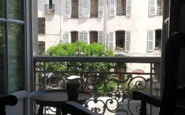 Apartment in the heart of Cotignac