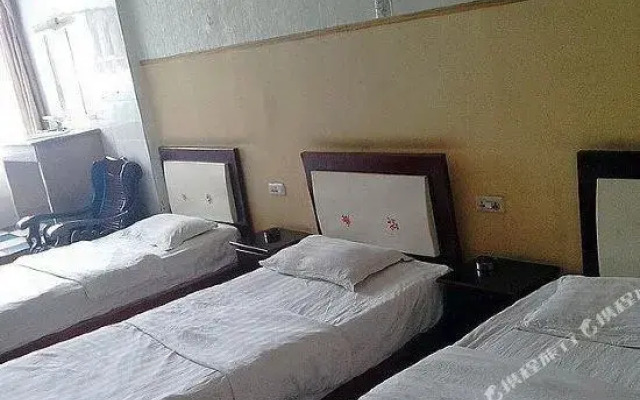 Xuanhan Huaxin Hotel