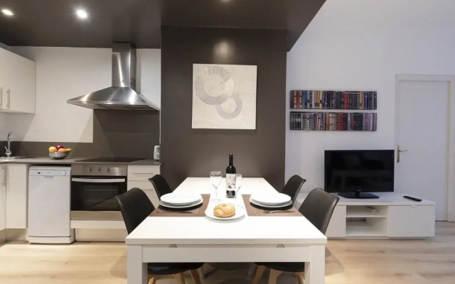 AB Eixample Rosselló Apartment