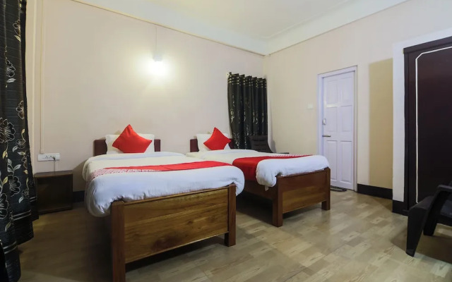 Oyo 22570 Amenity Guest House