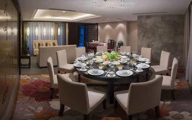 Lijiang Seven Island Resort