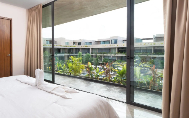 Mistiq Luxury Condo