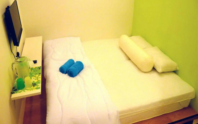 OYO 89881 V Stay Guesthouse